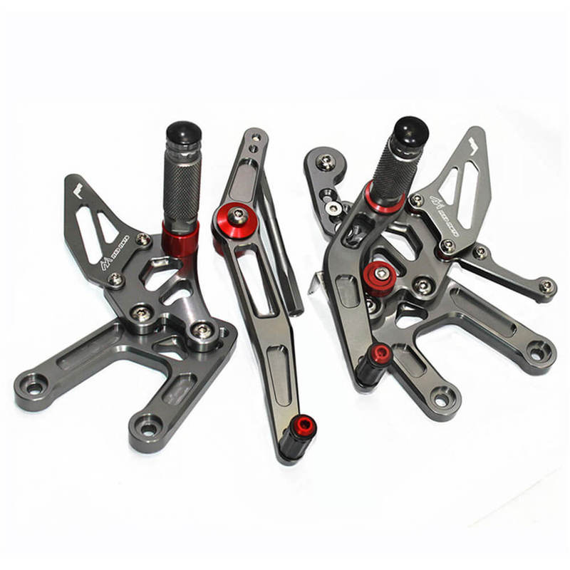 Rearsets Foot Pegs CNC Motorcycle Accessories Adjustable Rear Set FootPegs For Yamaha YZF R6 2017-2018